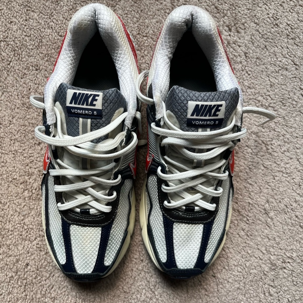 Nike Air Zoom Vomero 5 size 9.5 - Picture 4 of 5